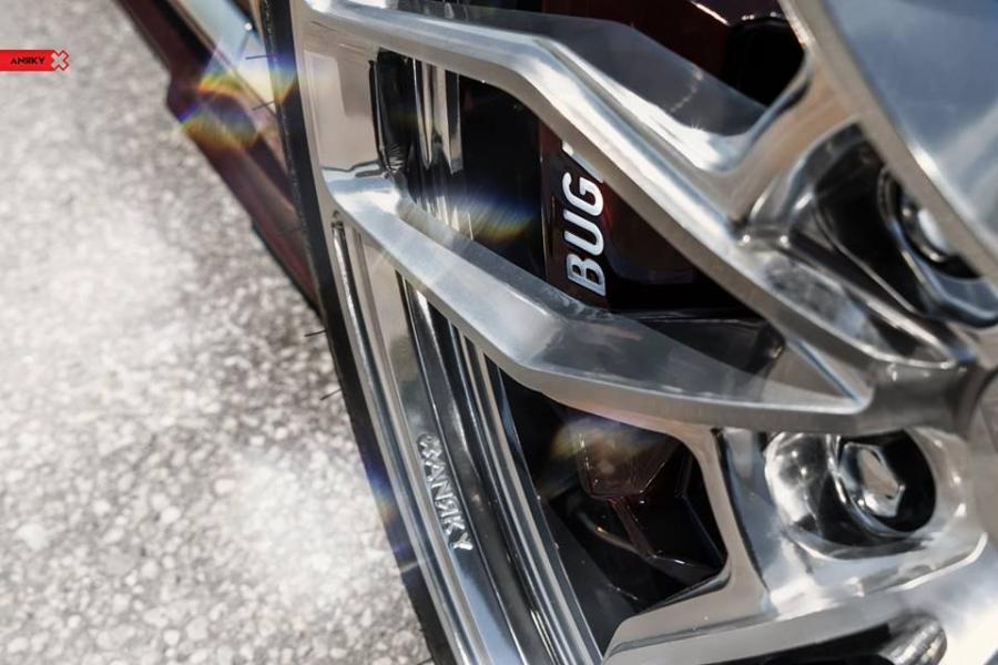 Колеса Bugatti Chiron on ANRKY Wheels 2018 года  (фото 9 из 15)